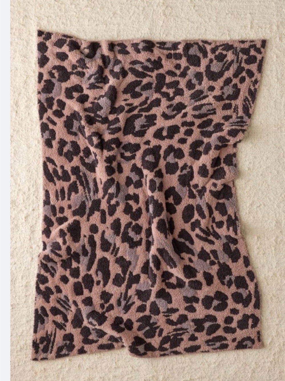 NWT Barefoot Dreams Leopard Print Cozy throw blanket